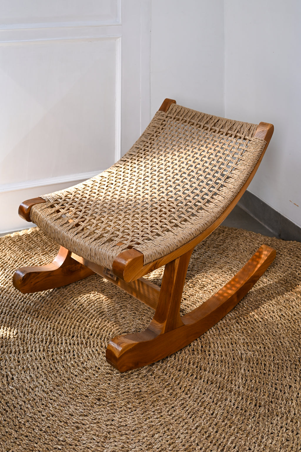 Lola Raffia baby rocker