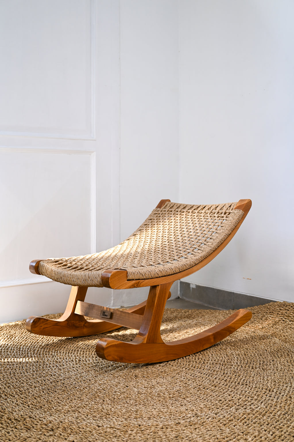 Lola Raffia baby rocker