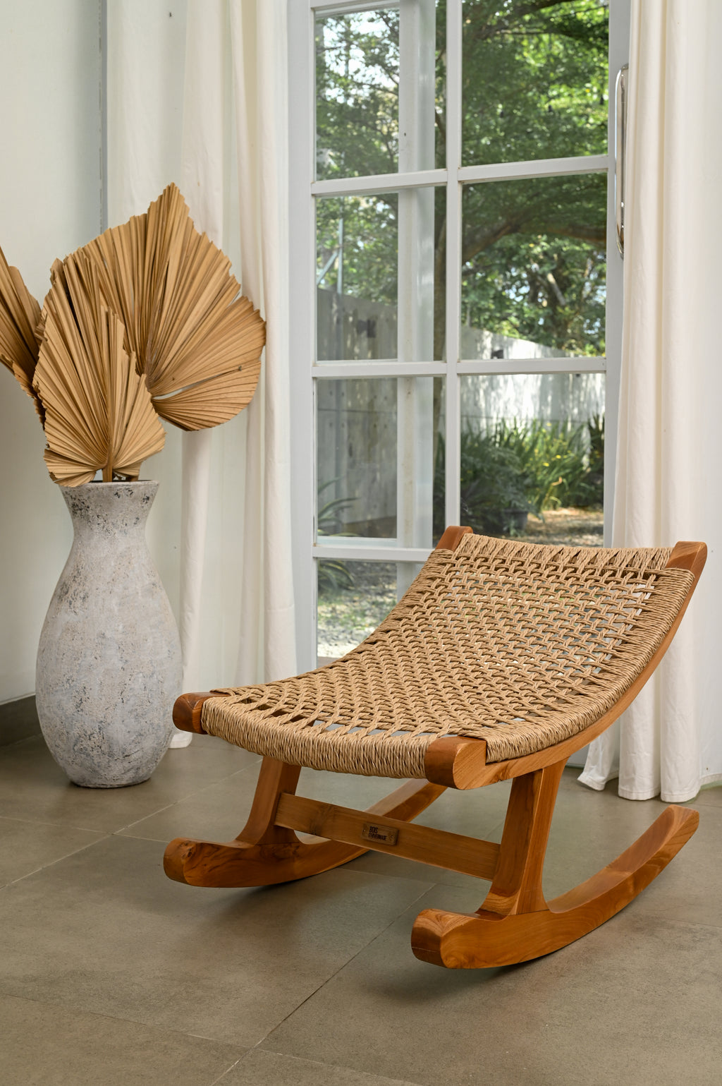 Lola Raffia baby rocker